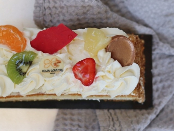 Schnitten, sloffen en taartjes